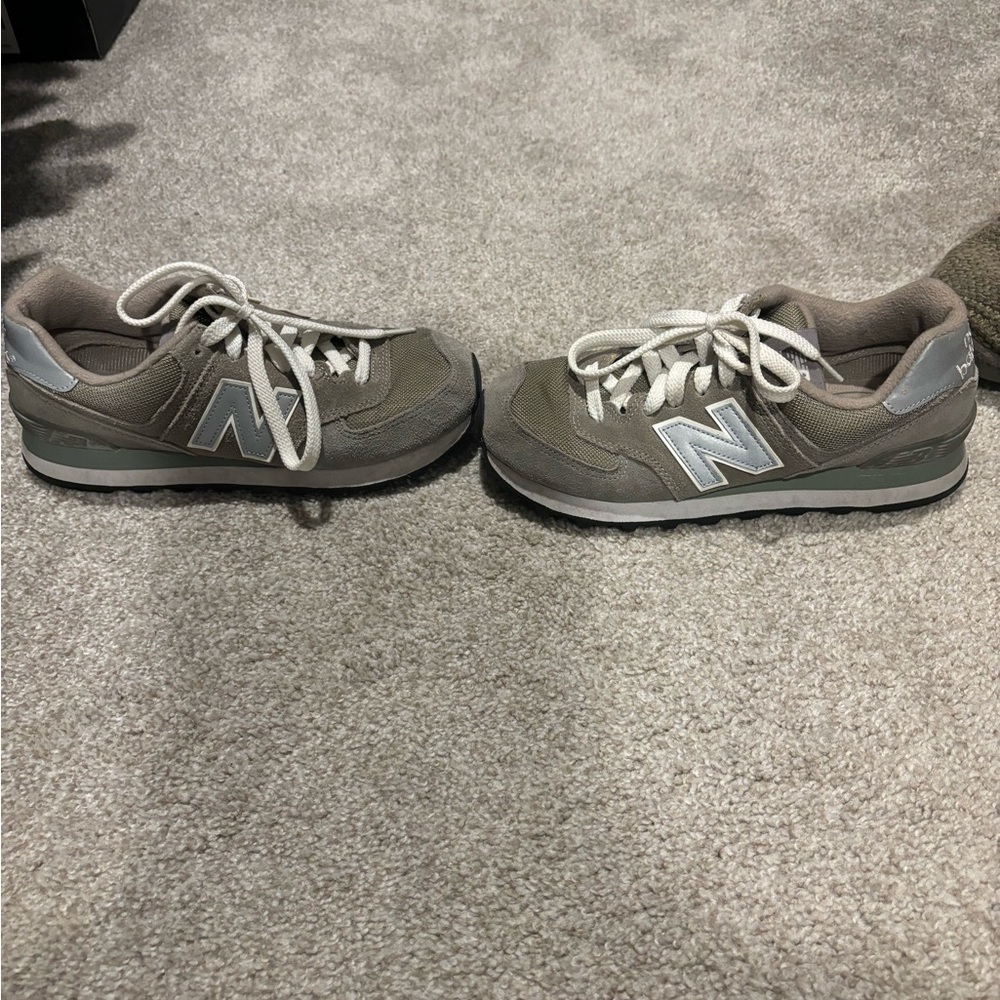 Women’s New Balance 574